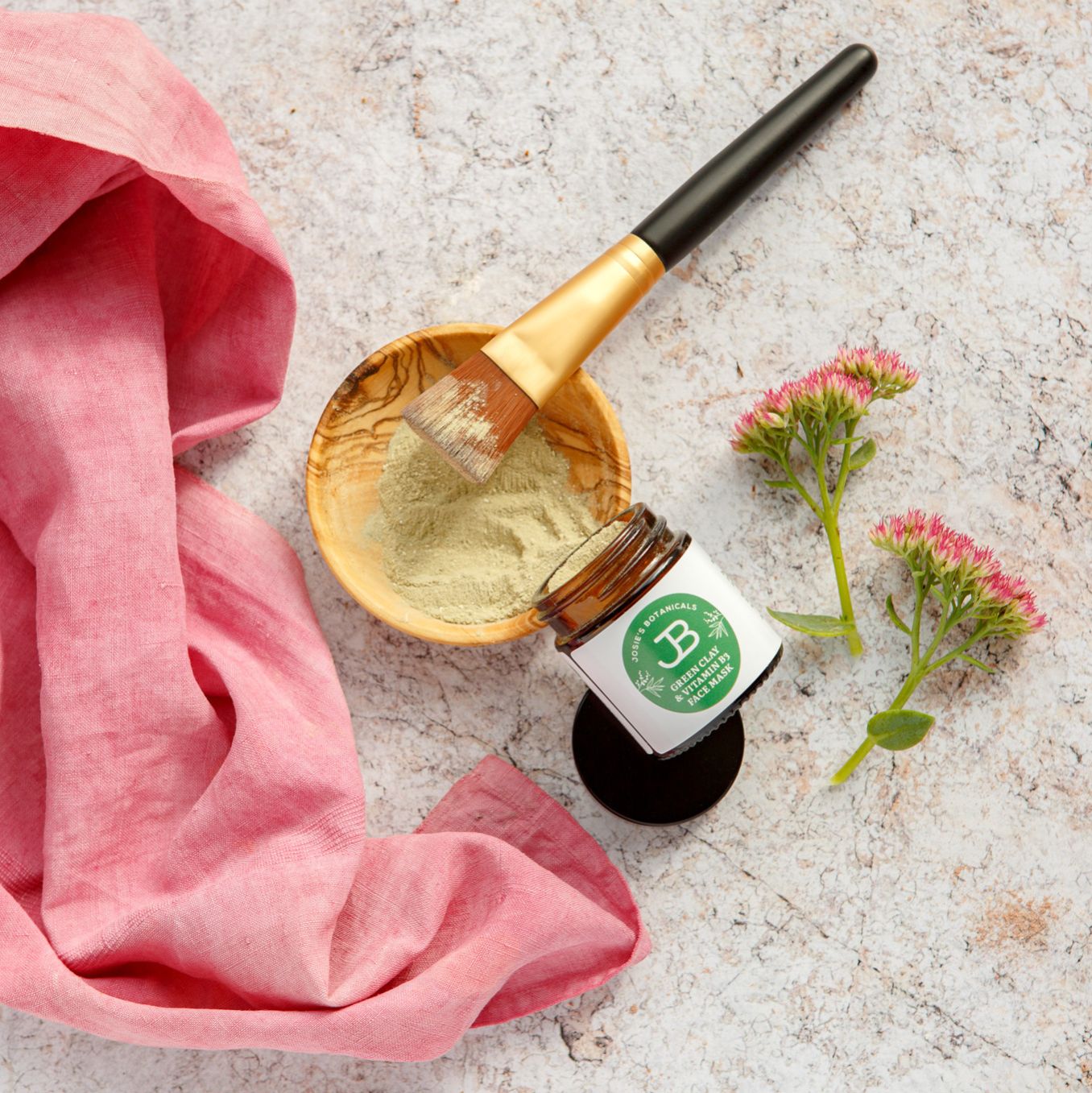Natural beauty mask – healthy skin glow